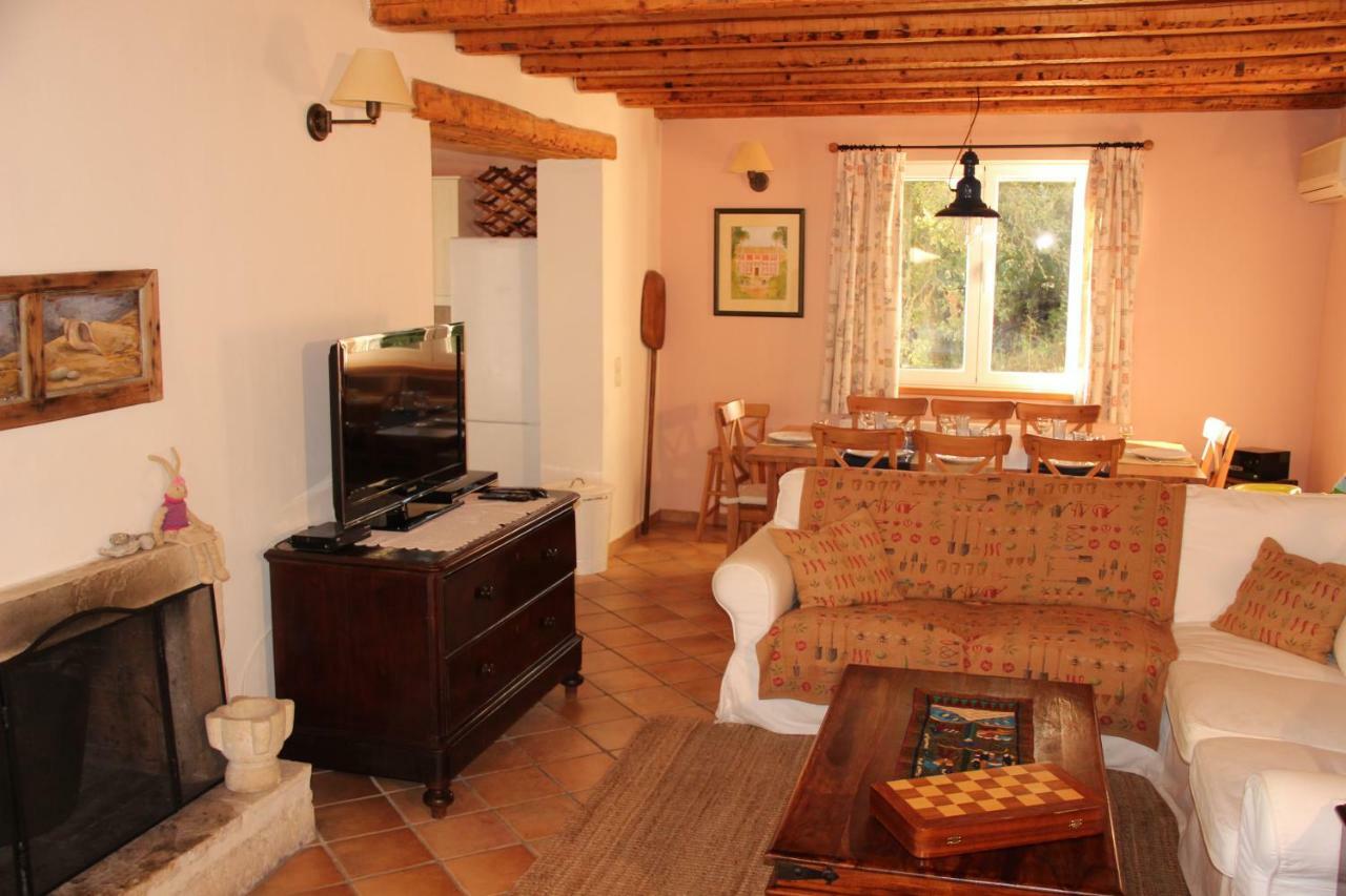 Stone Rose Villa Ágios Ioánnis Esterno foto